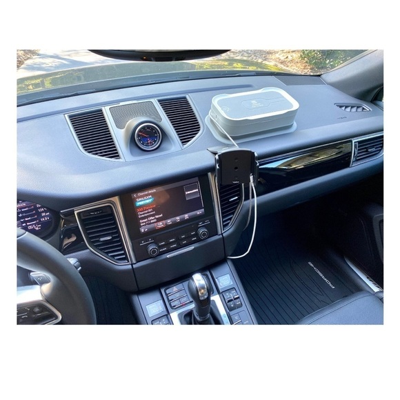 ✨✨Dual Electronics UV Phone Sanitizer for Car/Home UseWireless Phone Charg… - Picture 10 of 11